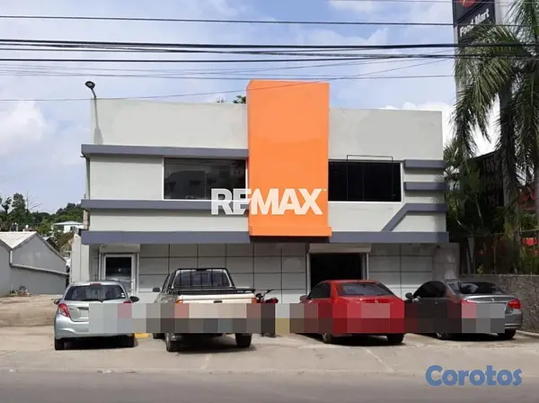 oficinas y locales comerciales - Local Comercial en URBANIZACIÓN ENGOMBE SANTO DOMI 3