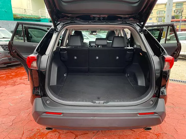 jeepetas y camionetas - Toyota rav4 2021 exl clean  4