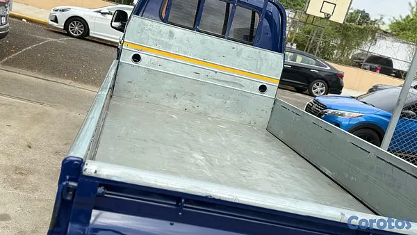 jeepetas y camionetas - 2020 Kia Bongo III 1.2 TON MECANICO  8