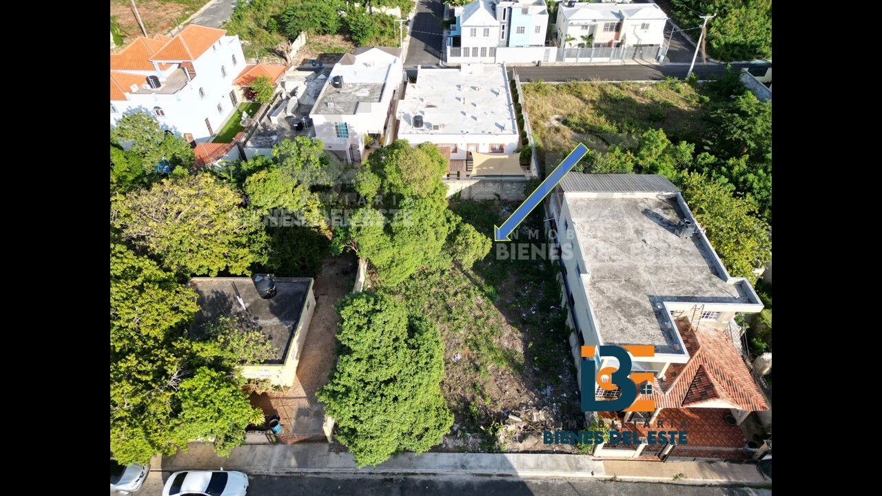 solares y terrenos - Solar con 453 Metros en Residencial Naime I 2