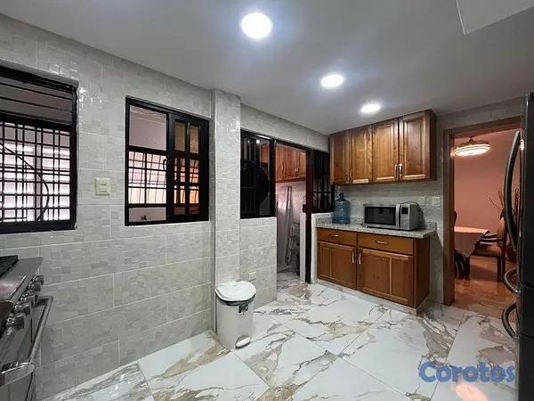apartamentos - Apartamento en venta en Piantini de tres habitaciones 9
