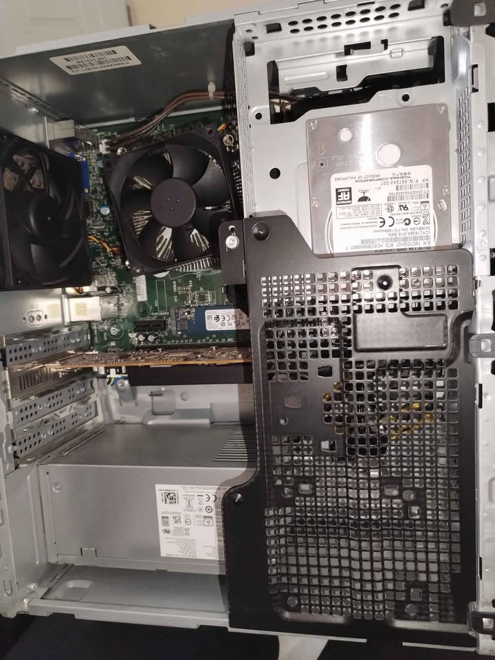 computadoras y laptops - PC Gamer Hp Victus 15L RYZEN 5 5600 con 24gb  RAM 6