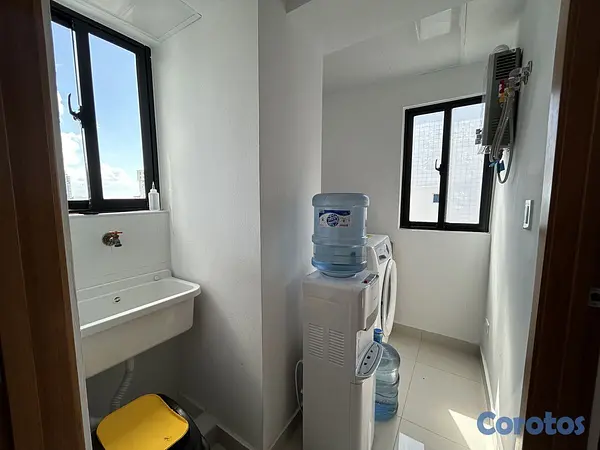 apartamentos - Alquiler apartamento moderno de 3 habitaciones en  3