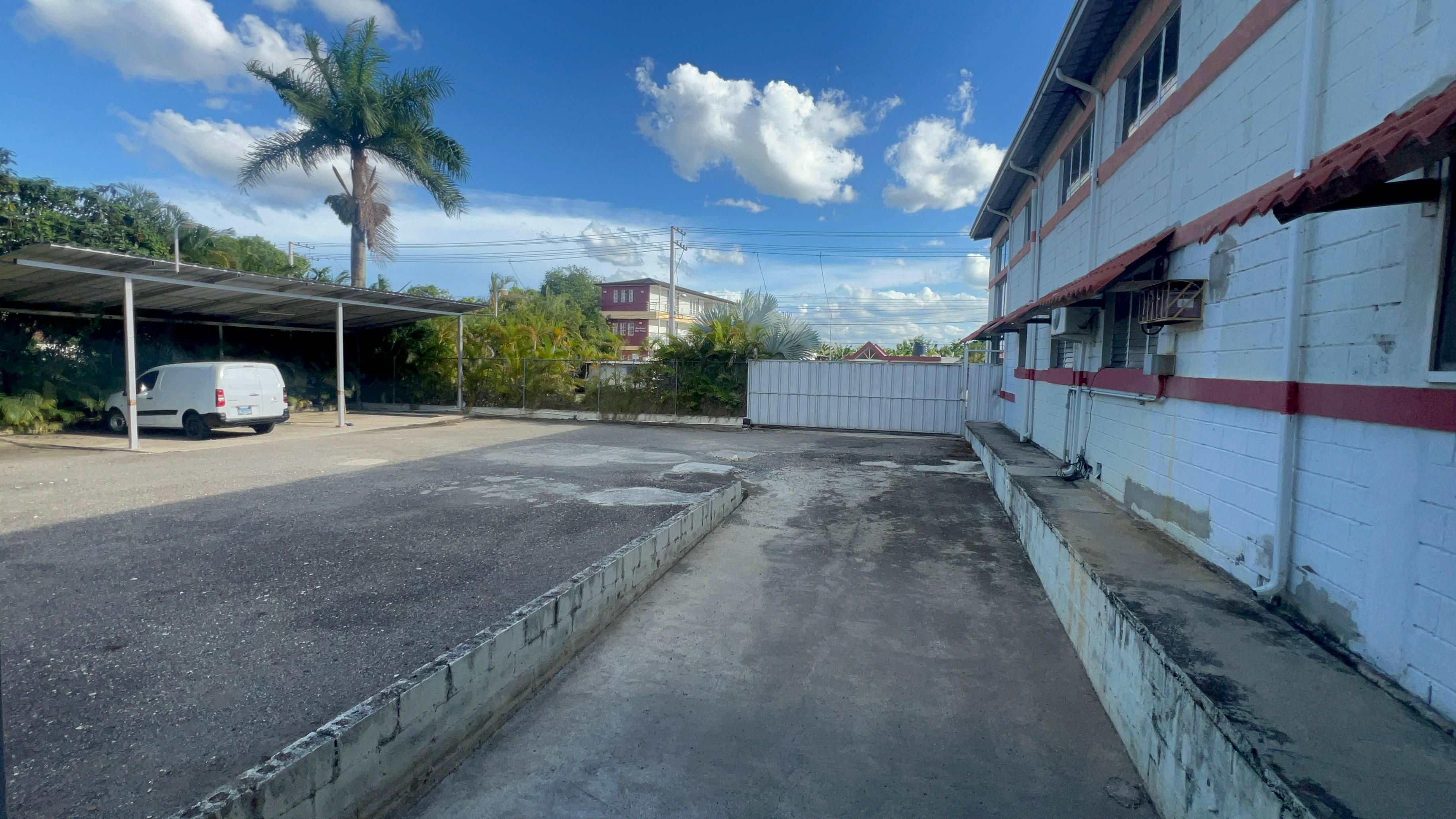 oficinas y locales comerciales - nave en don pedro, santiago de los caballero venta 9