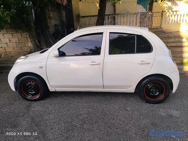 carros - Nissan march 2008 2