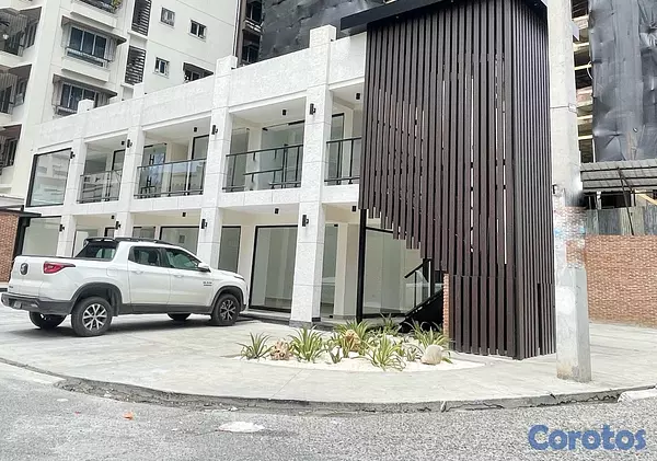 oficinas y locales comerciales - hermoso local completamente nuevo en renta  8