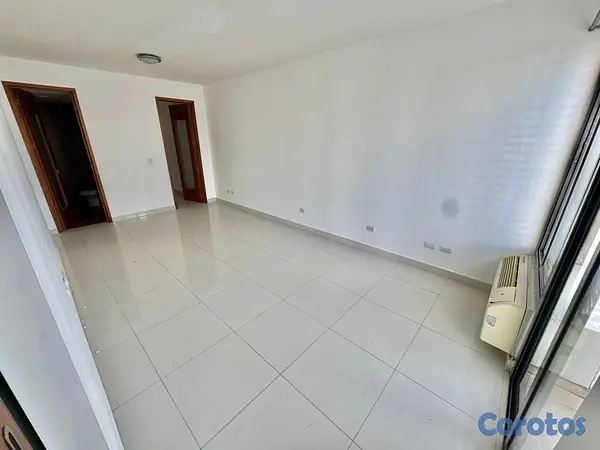 apartamentos - Apartamento en Alquiler Evaristo Morales  5