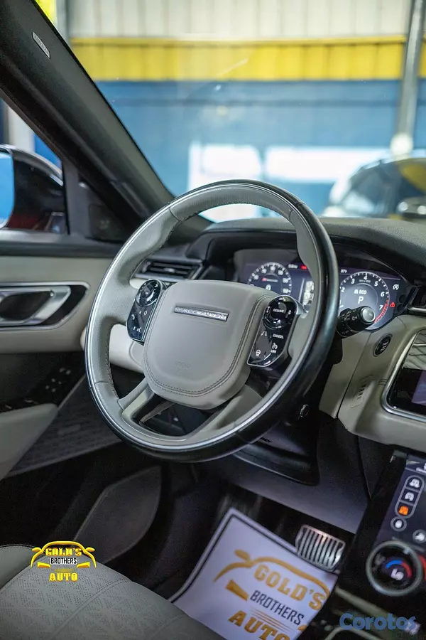 jeepetas y camionetas - Land Rover Range Rover Velar R-Dynamic 2018 Clean Carfax 10