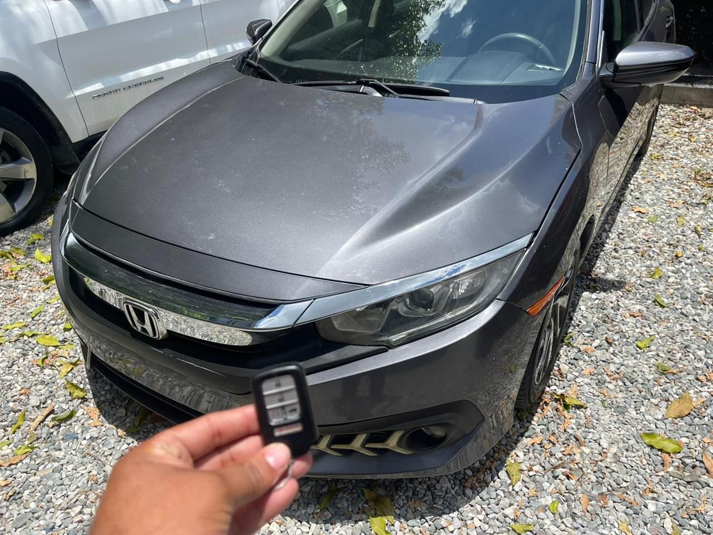 carros - Vendo Honda Civic  en Óptima condiciones 0