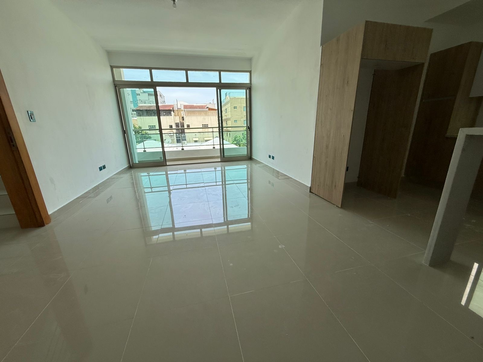 apartamentos - Alquiló  Mirador Sur , piso 4con ascensor 🛗 área  9