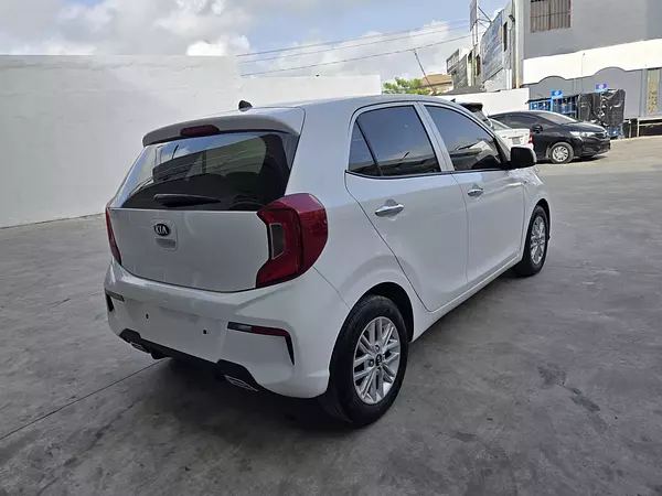 carros - KIA MORNING URBAN 2021 BLANCO GASOLINA 4