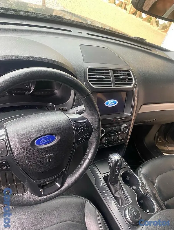 jeepetas y camionetas - Ford Explorer XLT 2018 4x4

 2