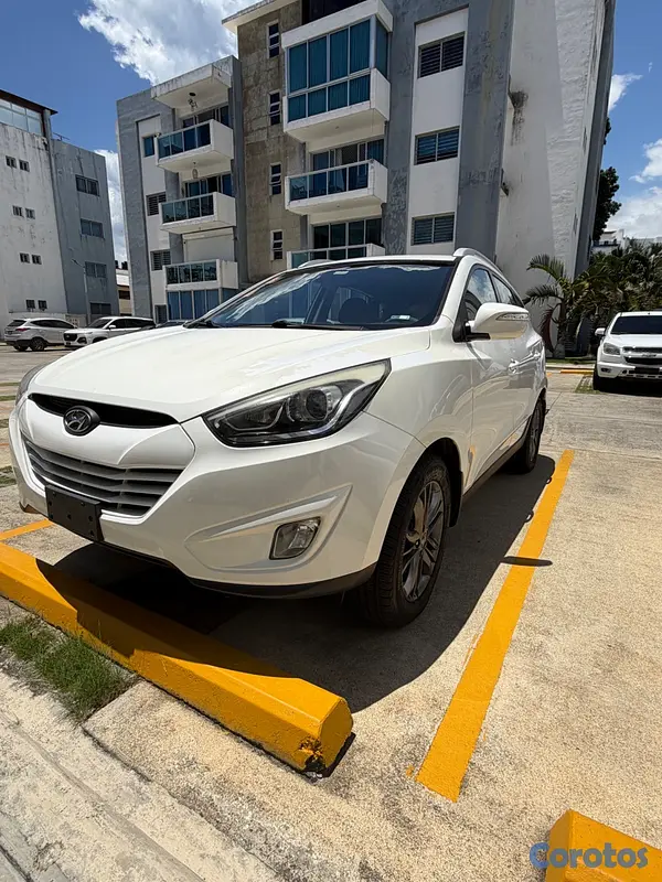 jeepetas y camionetas - Hyundai Tucson 2014 4
