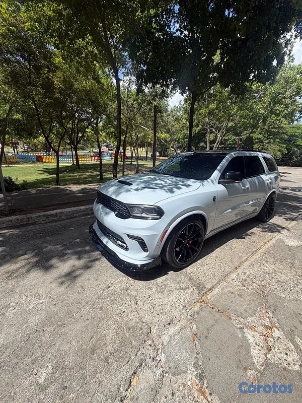 jeepetas y camionetas - Dodger Durango 2014 en perfecto condiciones  3