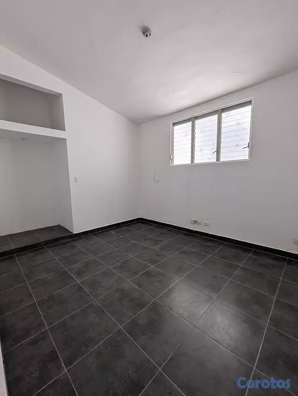 oficinas y locales comerciales - Local Comercial Para Alquiler Gazcue 20