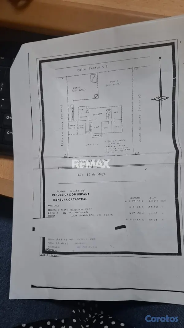 casas - Casa en venta en Honduras del Oeste 2