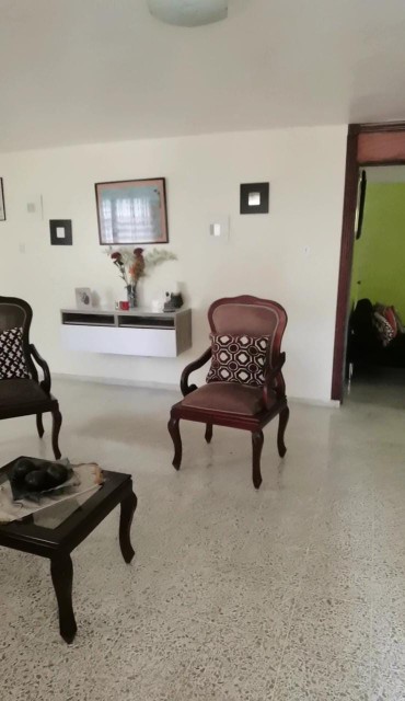casas - VENDO CASA EN LOS PROCERES  3