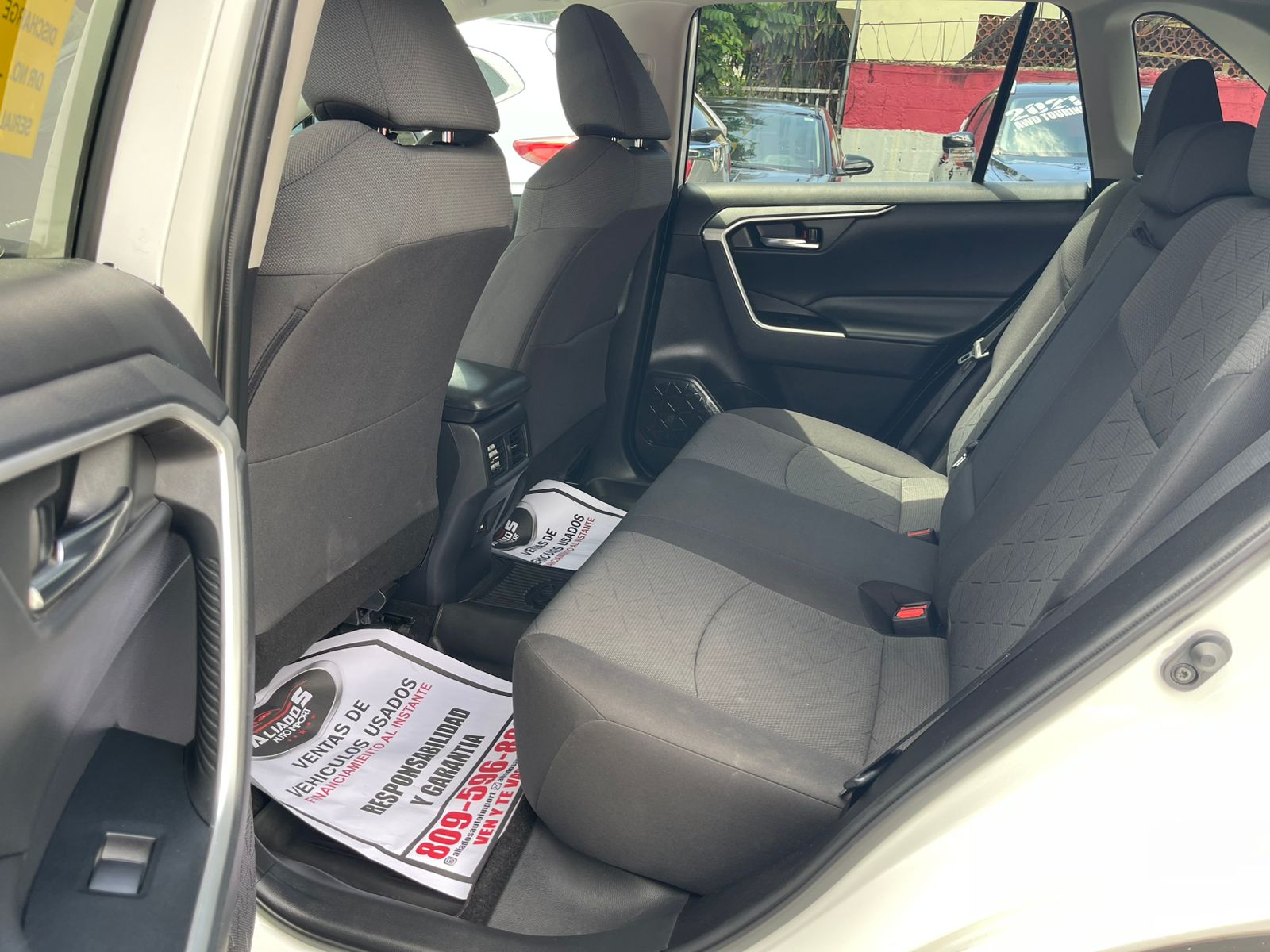 jeepetas y camionetas - Toyota Rav4 XLE 2021 Recien Importada 7