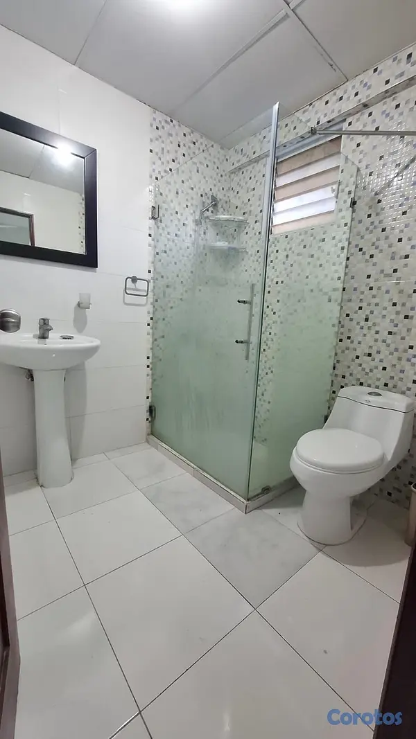 apartamentos - venta de apartamento 3er nivel de 135mts en la avenida independencia  7