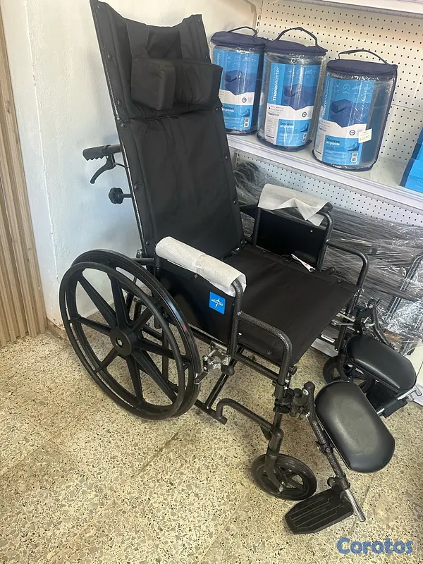 Salud y Equipamiento Médico - silla de ruedas medline nueva  2