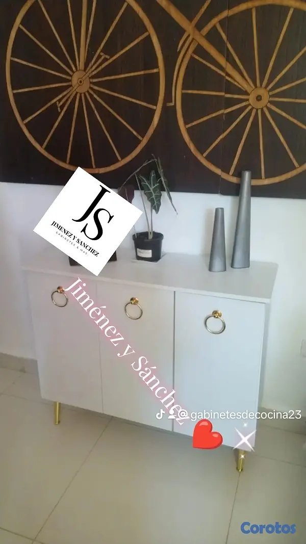 decoración y accesorios - Credenzas disponibles de 2 , 3 y 4 puertas en melamina hidrofuga  3