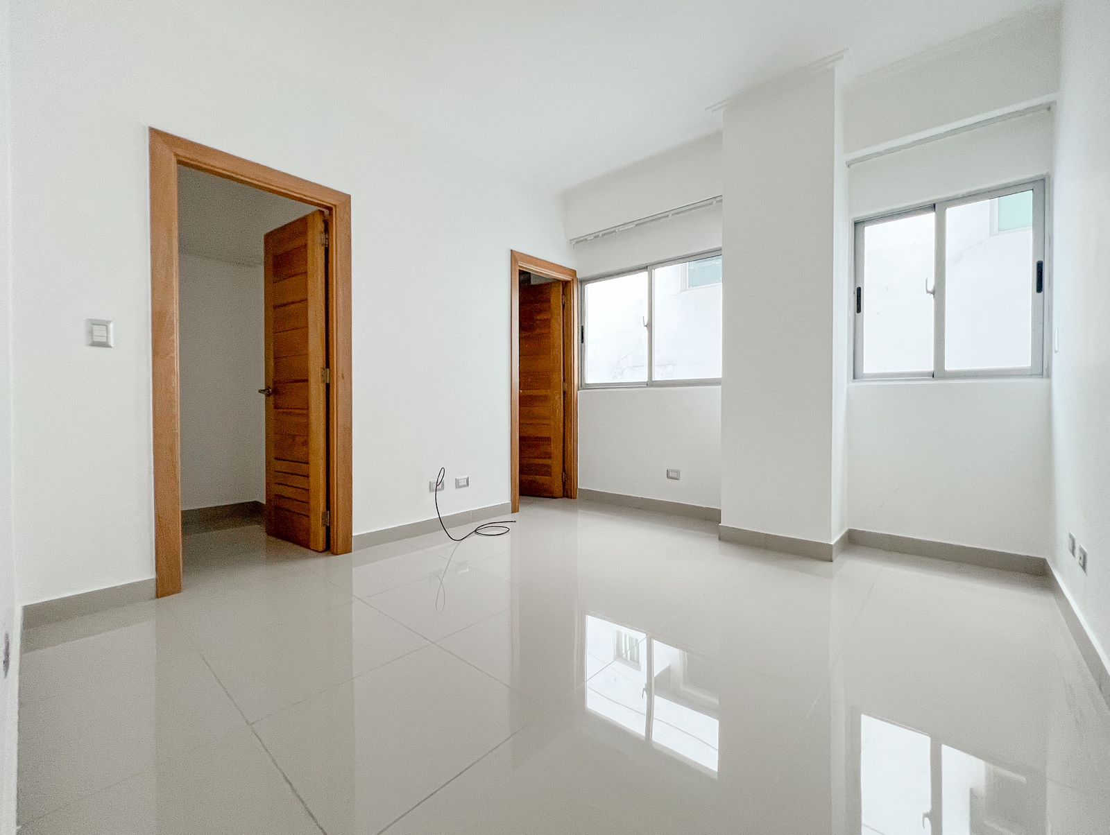 apartamentos - ALQUILO Cuarto Piso En Evaristo 3 Habitaciones 5