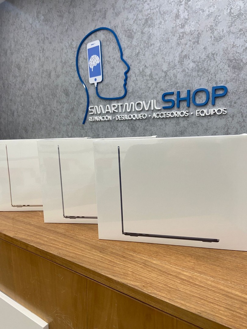 computadoras y laptops - MACBOOK AIR M2 256GB 8RAM SELLADAS  0