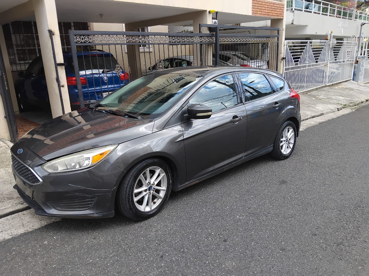 carros - FORD FOCUS  2