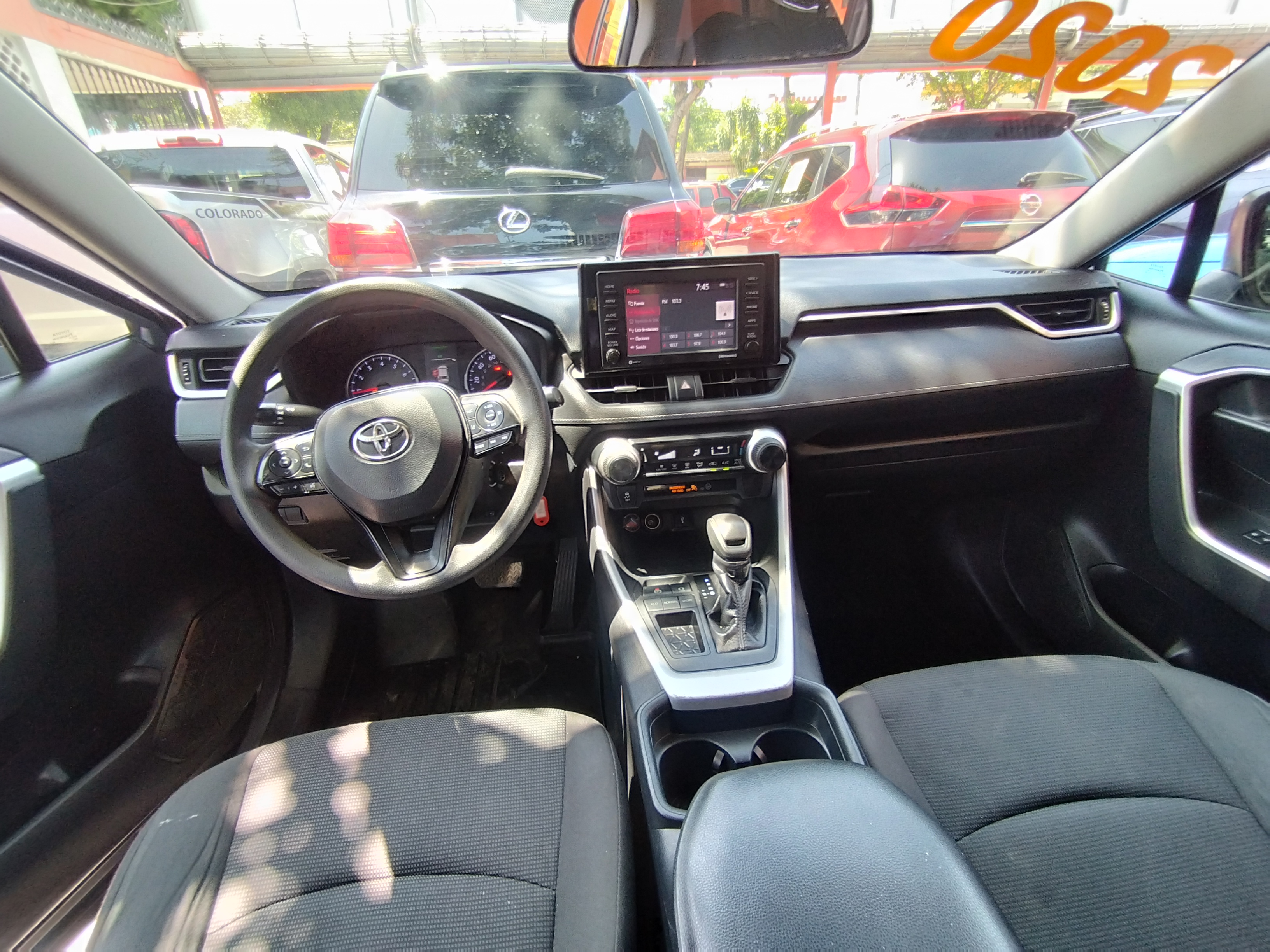 jeepetas y camionetas - 2020 Toyota Rav4  4