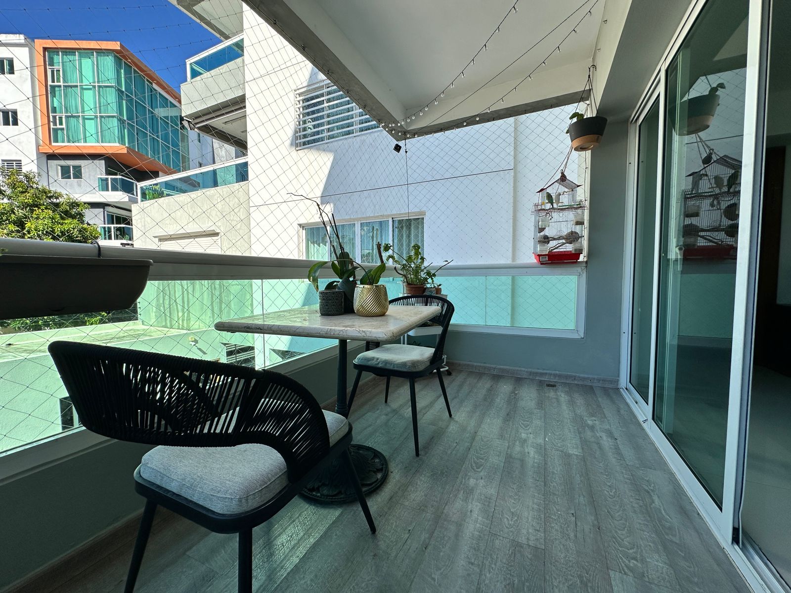 apartamentos - VENDO Segundo Piso En Los Corales Del Sur  1