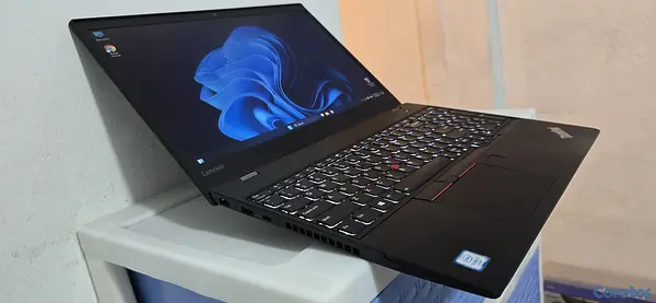 computadoras y laptops - lenovo slim p51s 17 Pulg Core i7 Ram 16gb ddr4 Disco sólido Nvidea 12gb 3