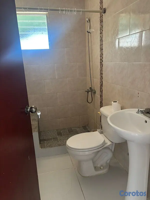 apartamentos - Renta-Alquiler Excelente Apartamento, Las palmas d 5