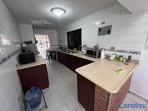 oficinas y locales comerciales - LOCAL COMERCIAL  3