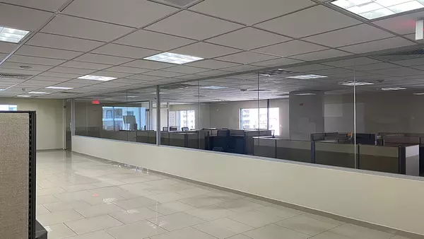 oficinas y locales comerciales - ALQUILER LOCAL PARA OFICINA DE 379m2 - EVARISTO MORALES 2