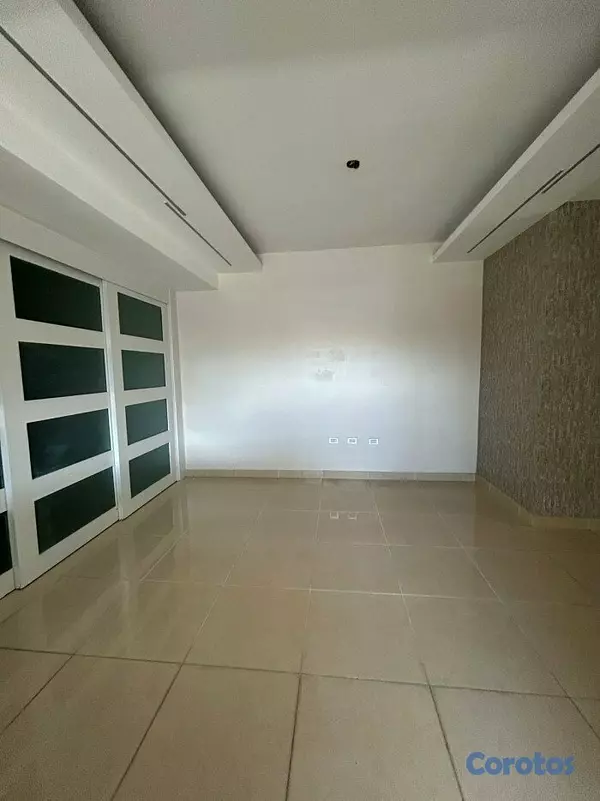 apartamentos - Alquiler de apartamento en Evaristo Morales 4