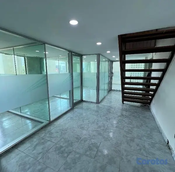 oficinas y locales comerciales - Alquilo Local en Piantini  4