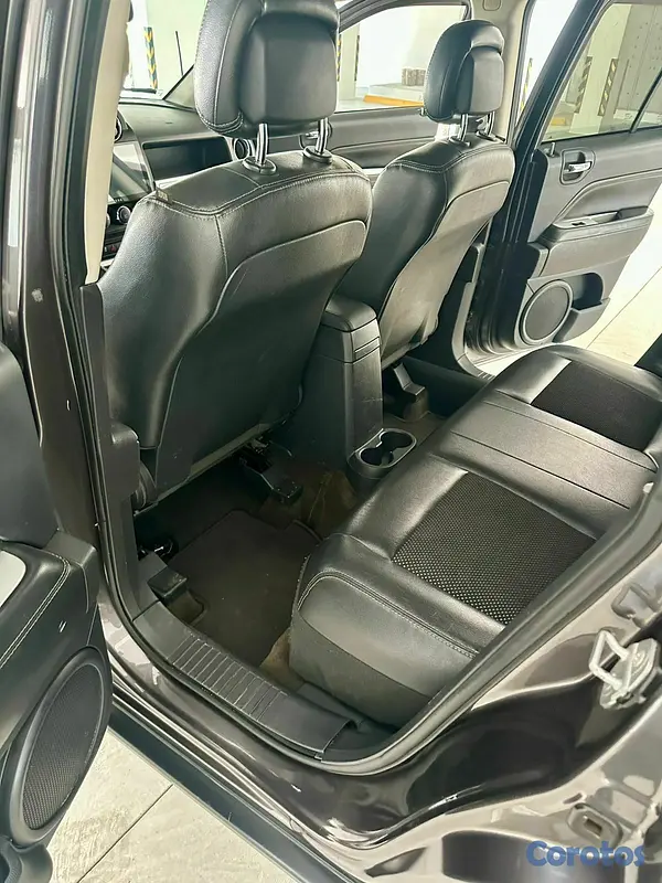 jeepetas y camionetas - JEEP COMPASS  2016 4