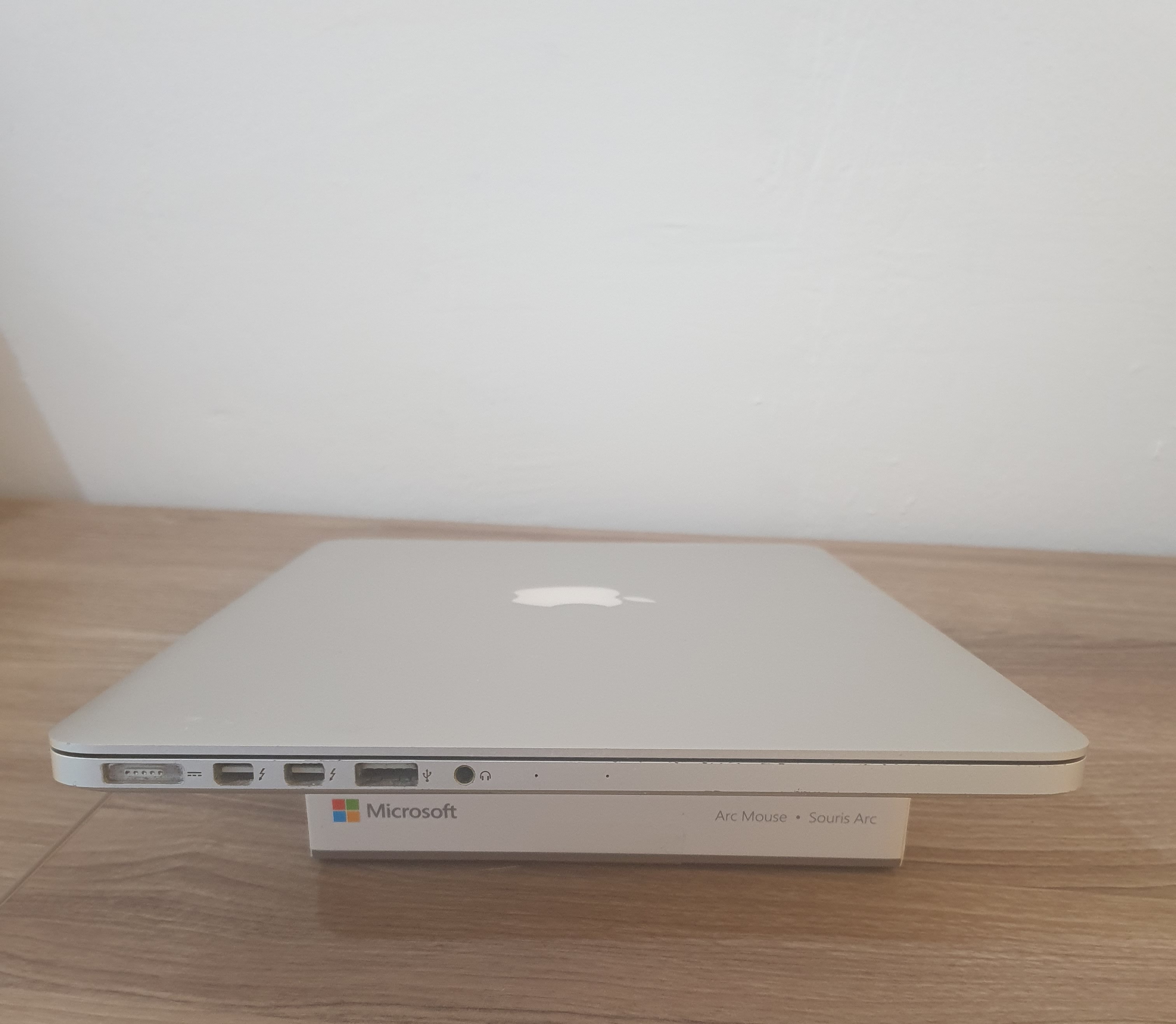 computadoras y laptops - Laptop MacBook Pro 2015, pant Retina 13,3'', 128GB, 8GB RAM, Como Nueva  5