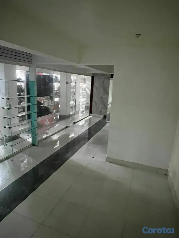 oficinas y locales comerciales - ¡Posicione su negocio en el corazón comercial de Santo Domingo! 8