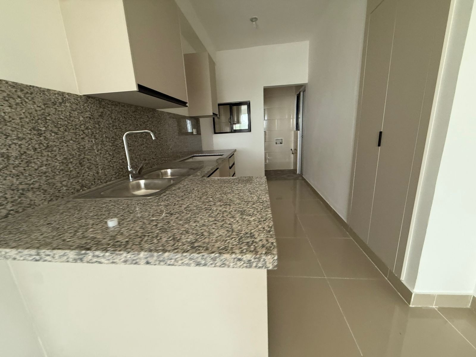apartamentos - Alquiló independencia dos apartamentos piso 3 y 4  2