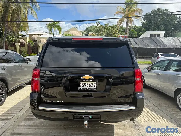 jeepetas y camionetas - Chevrolet Suburban LT 2017 10