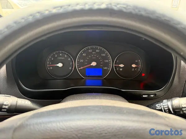 jeepetas y camionetas - HYUNDAI SANTA FE 4x4 2012  6