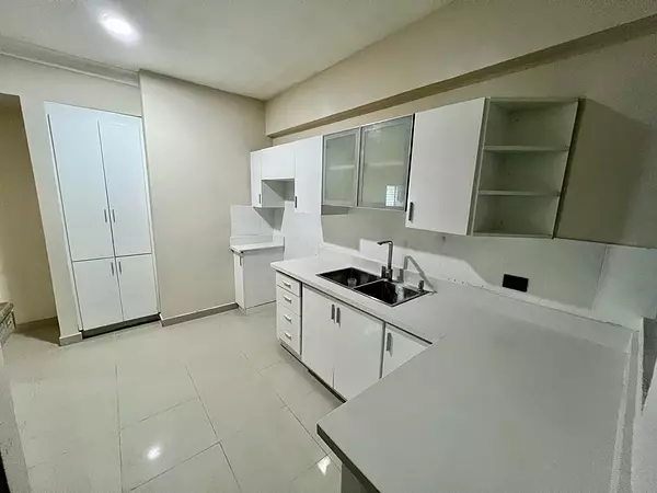 apartamentos - Se Vende Apartamento en Gazcue 3Hab 3