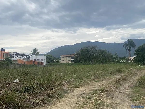 solares y terrenos - terreno en el malecón de puerto plata  2