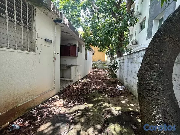 solares y terrenos - vendo casa solar Miramar avenida independencia  7
