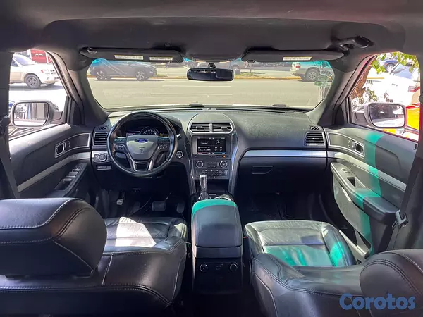 jeepetas y camionetas - Ford Explorer XLT 2016
 4