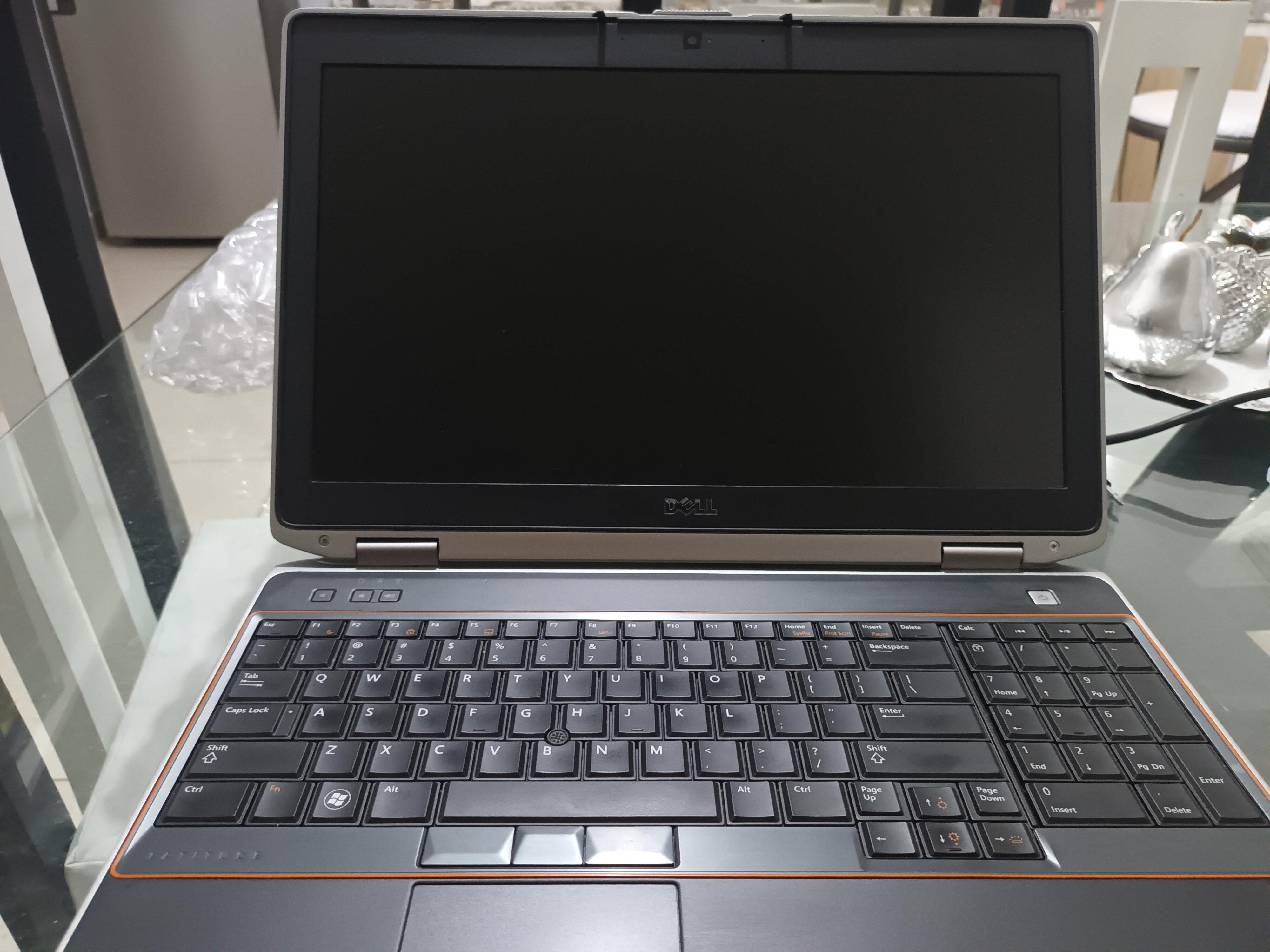 computadoras y laptops - Venta de Laptop Dell 10 mil pesos 1