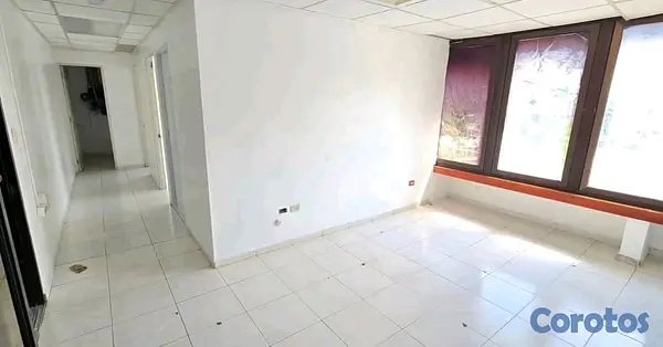 oficinas y locales comerciales - ALQUILÓ local para oficinas corporativa o call center 9