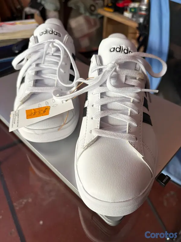 zapatos unisex - Tenis Adidas blanco y negro 2