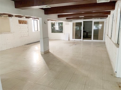 oficinas y locales comerciales - Local en Naco primer nivel  1